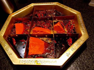 火鍋底料廠家經(jīng)營年限越久對(duì)購買火鍋底料越好