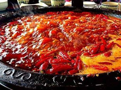 重慶火鍋底料廠家，重慶火鍋各具特色的味道
