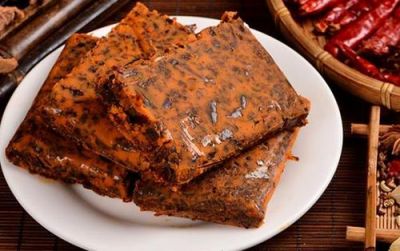無渣火鍋好吃嗎？哪里有無渣火鍋底料廠家？無渣火鍋底料批發(fā)！