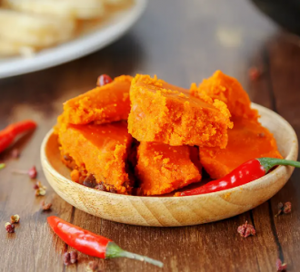 如何挑選最佳重慶火鍋底料？正宗風(fēng)味鑒別秘籍大公開！